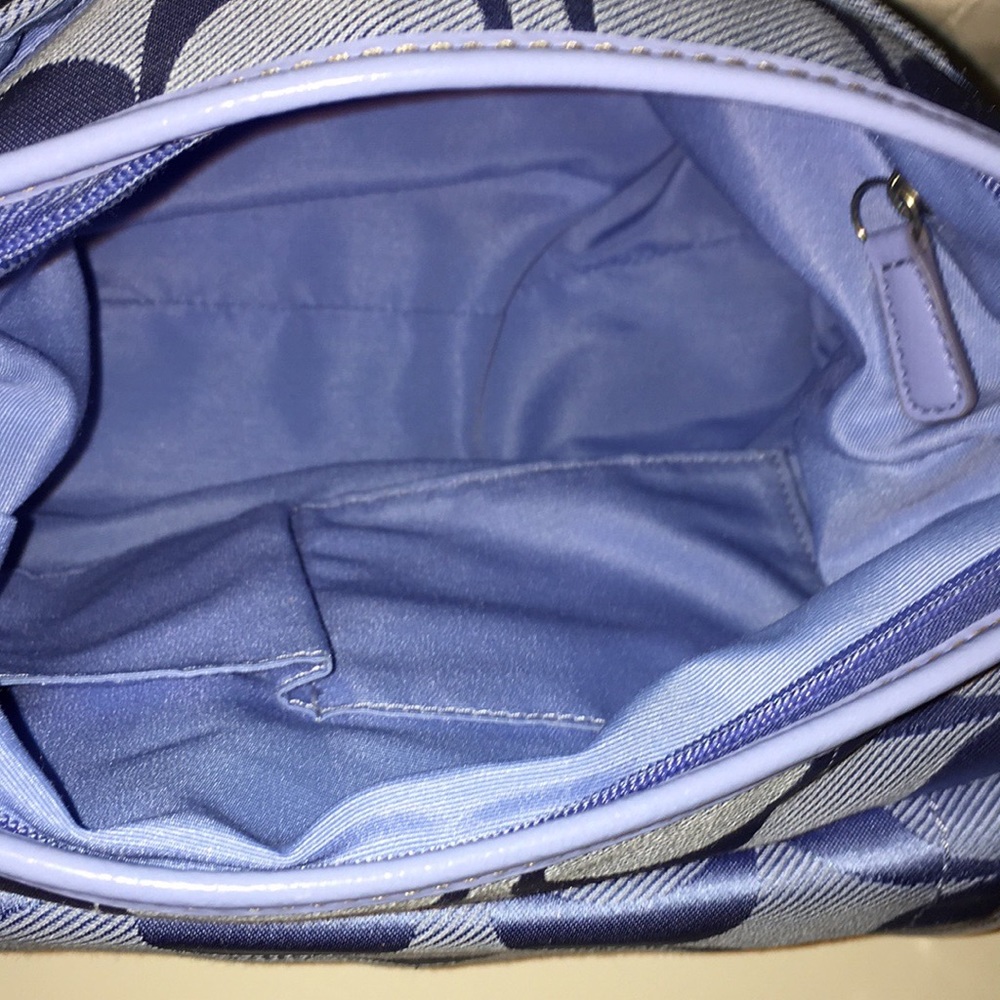 Coach Periwinkle Blue Signature Jacquard Crossbody with Front Pocket - Picture 4 of 5